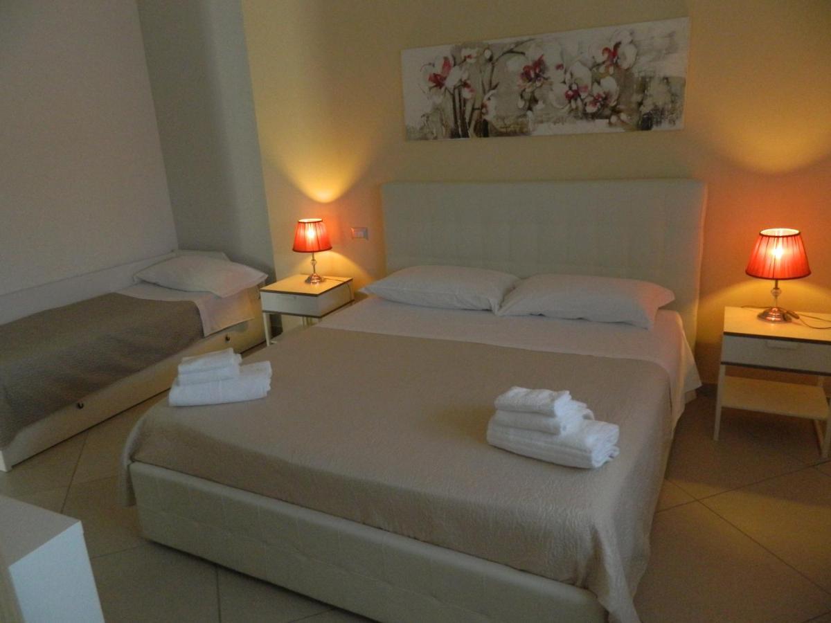 A Casa Di Anna - Locazione Turistica - Hotel Matera Bagian luar foto